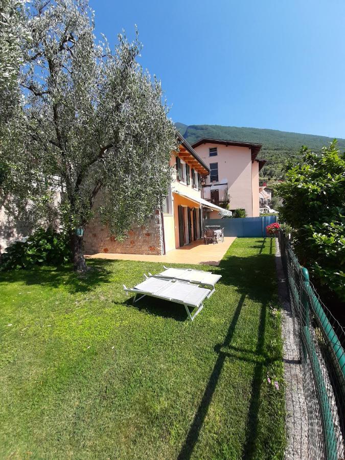 Apartment Maria Brenzone sul Garda Eksteriør billede