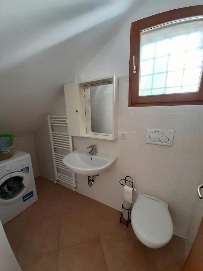 Apartment Maria Brenzone sul Garda Eksteriør billede